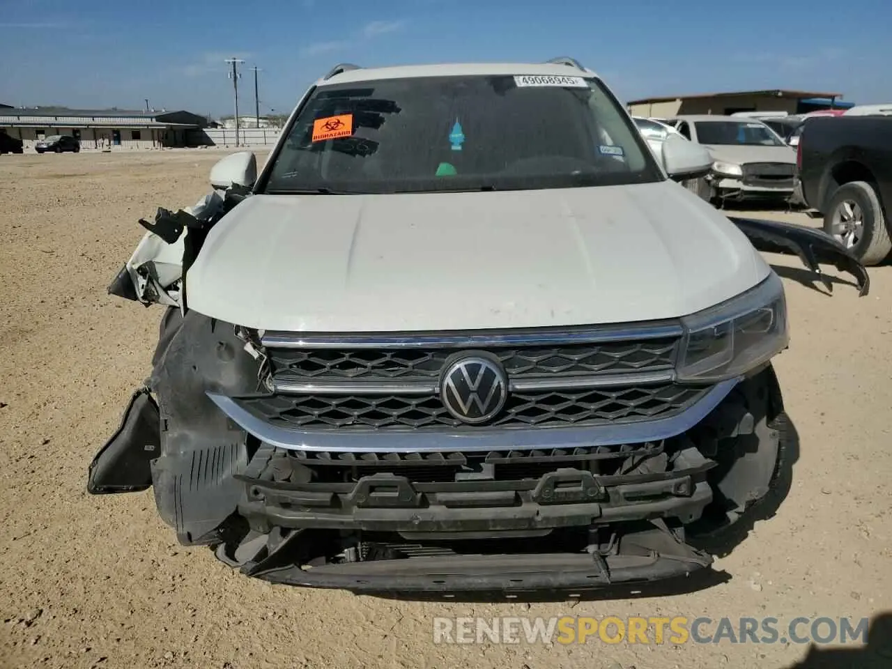 5 Photograph of a damaged car 3VV1X7B26NM002056 VOLKSWAGEN TAOS SEL 2022