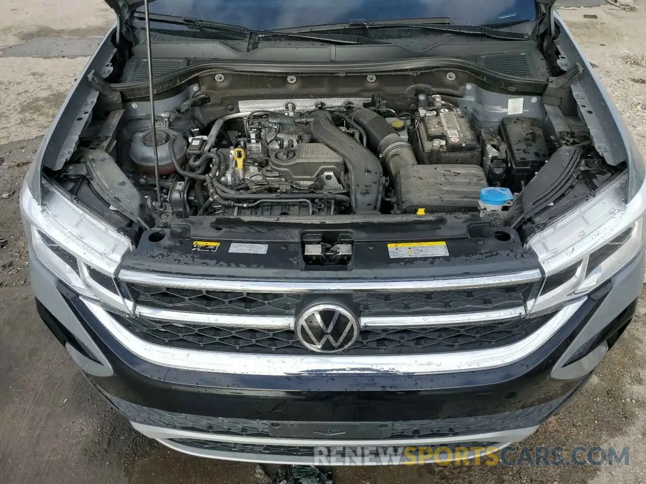 12 Photograph of a damaged car 3VV1X7B29NM011303 VOLKSWAGEN TAOS SEL 2022