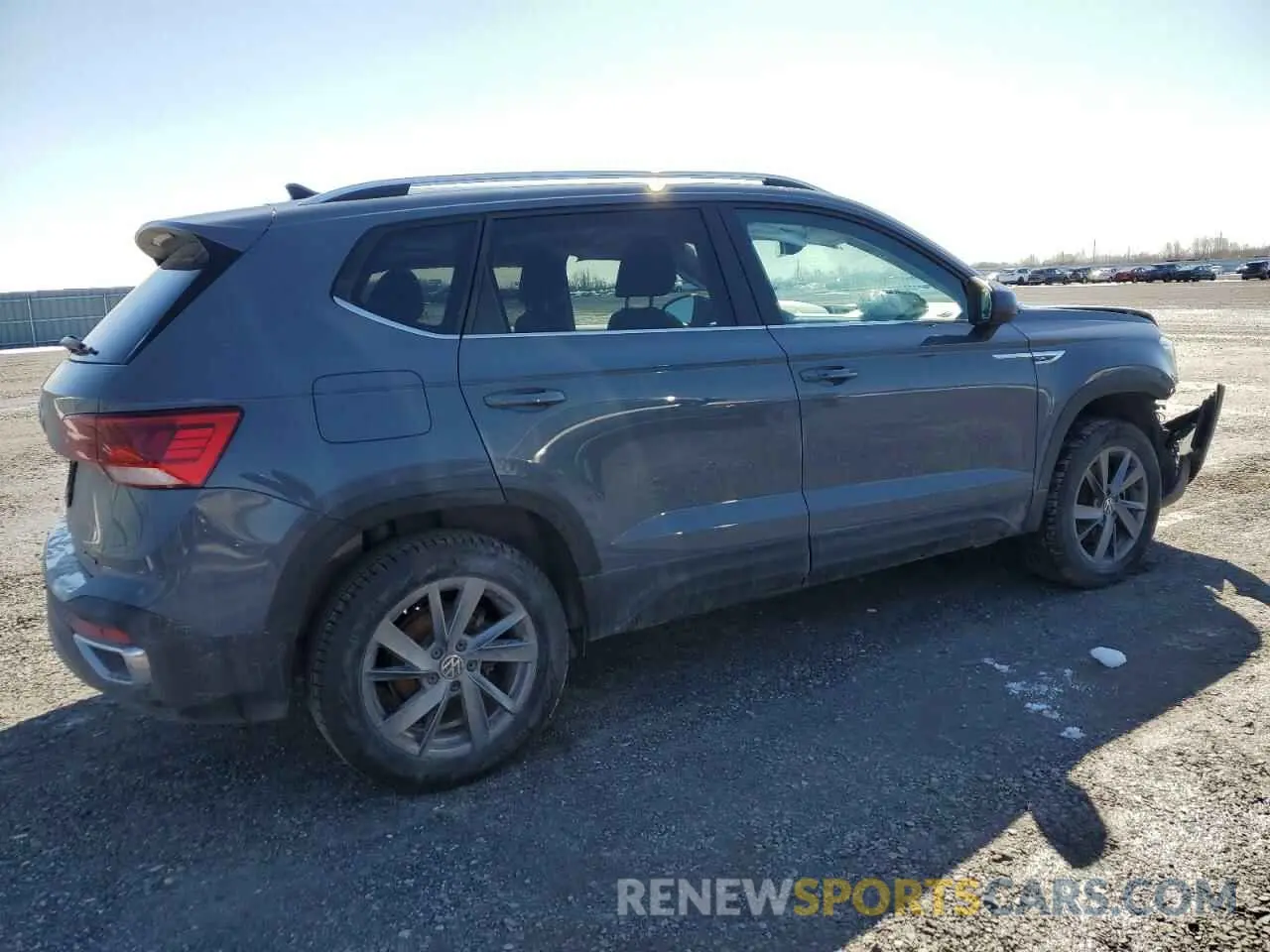 3 Photograph of a damaged car 3VV4X7B27RM099545 VOLKSWAGEN TAOS SEL 2024