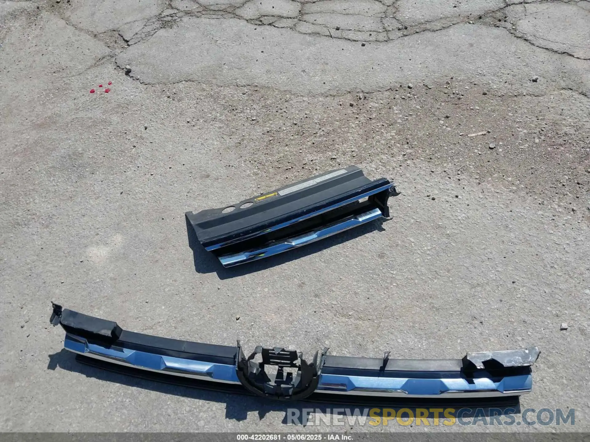 12 Photograph of a damaged car 3VV0B7AX0KM027036 VOLKSWAGEN TIGUAN 2019