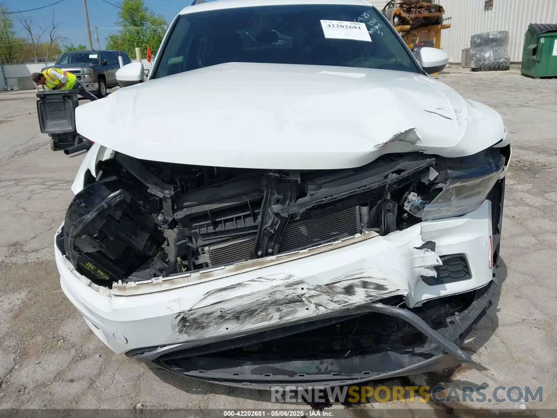 6 Photograph of a damaged car 3VV0B7AX0KM027036 VOLKSWAGEN TIGUAN 2019