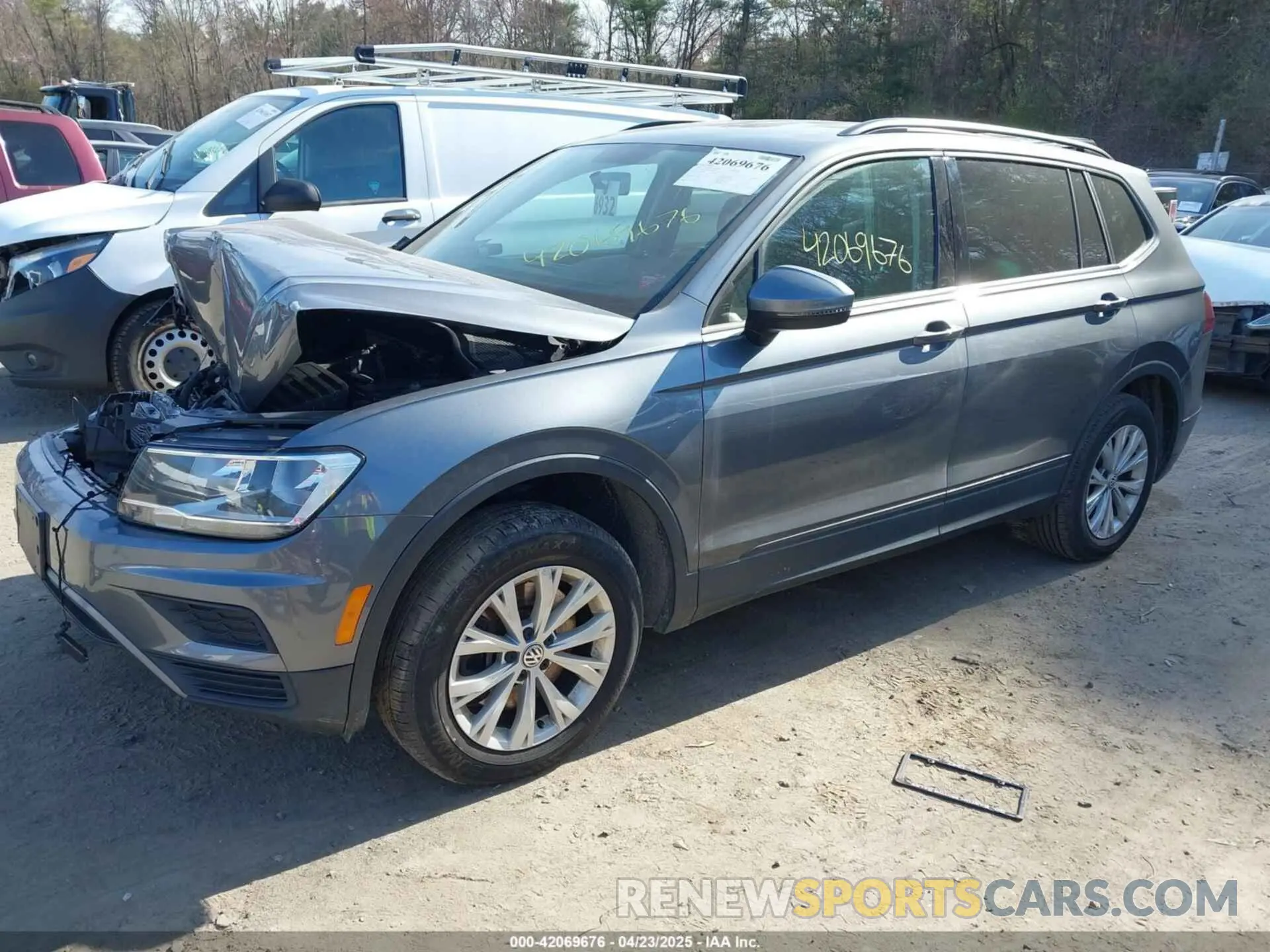 2 Photograph of a damaged car 3VV0B7AX0KM119702 VOLKSWAGEN TIGUAN 2019