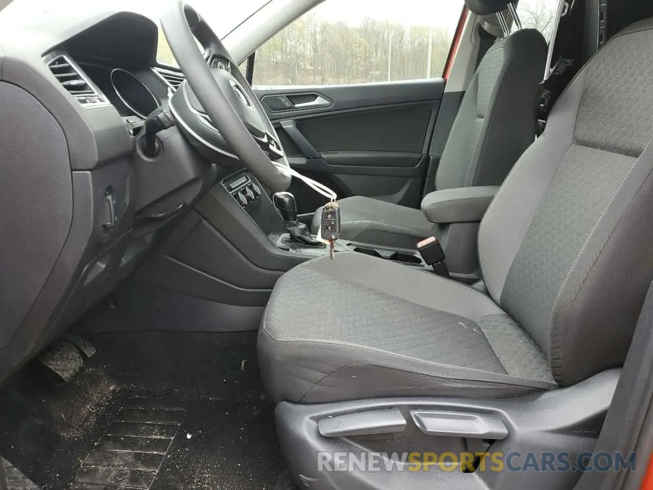 7 Photograph of a damaged car 3VV0B7AX0KM150836 VOLKSWAGEN TIGUAN 2019