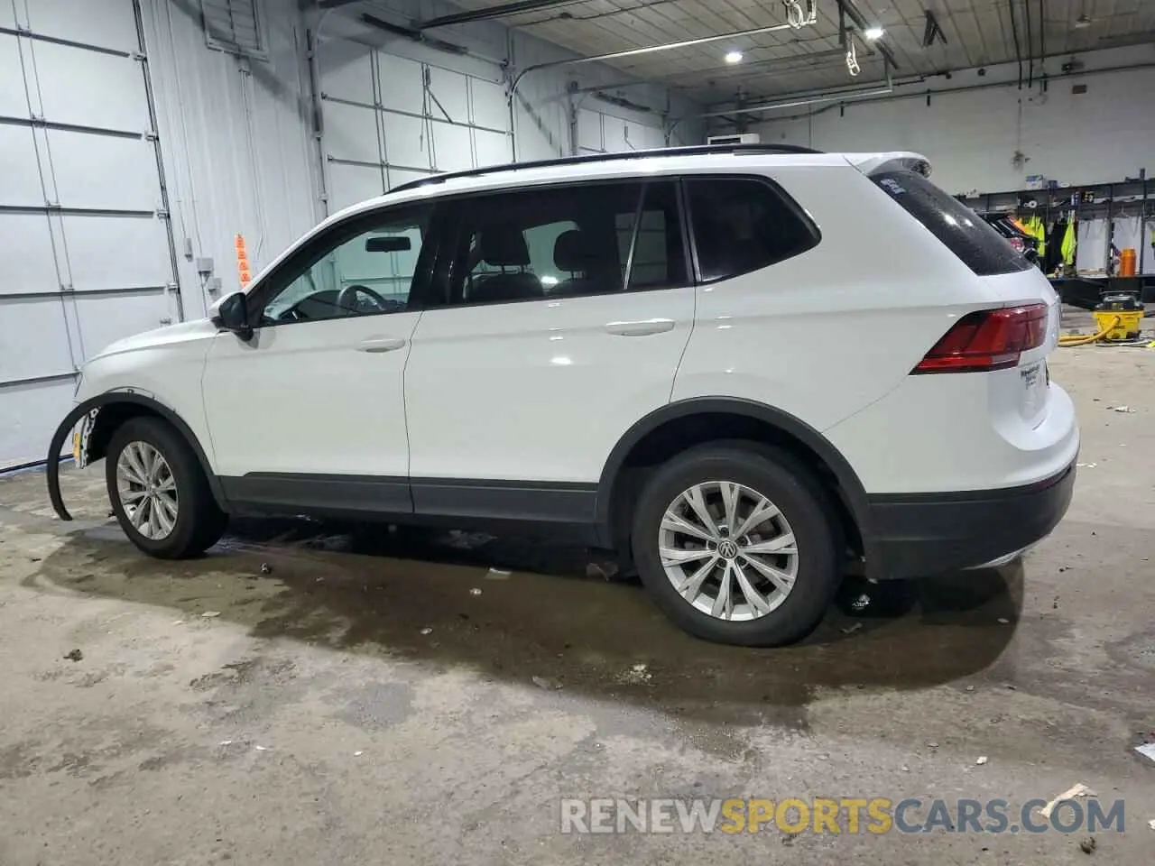 2 Photograph of a damaged car 3VV0B7AX0KM177700 VOLKSWAGEN TIGUAN 2019