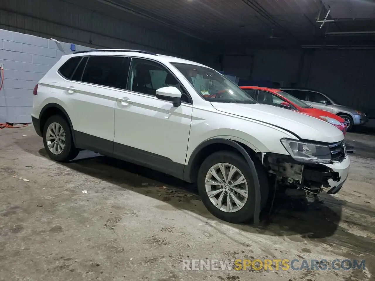 4 Photograph of a damaged car 3VV0B7AX0KM177700 VOLKSWAGEN TIGUAN 2019