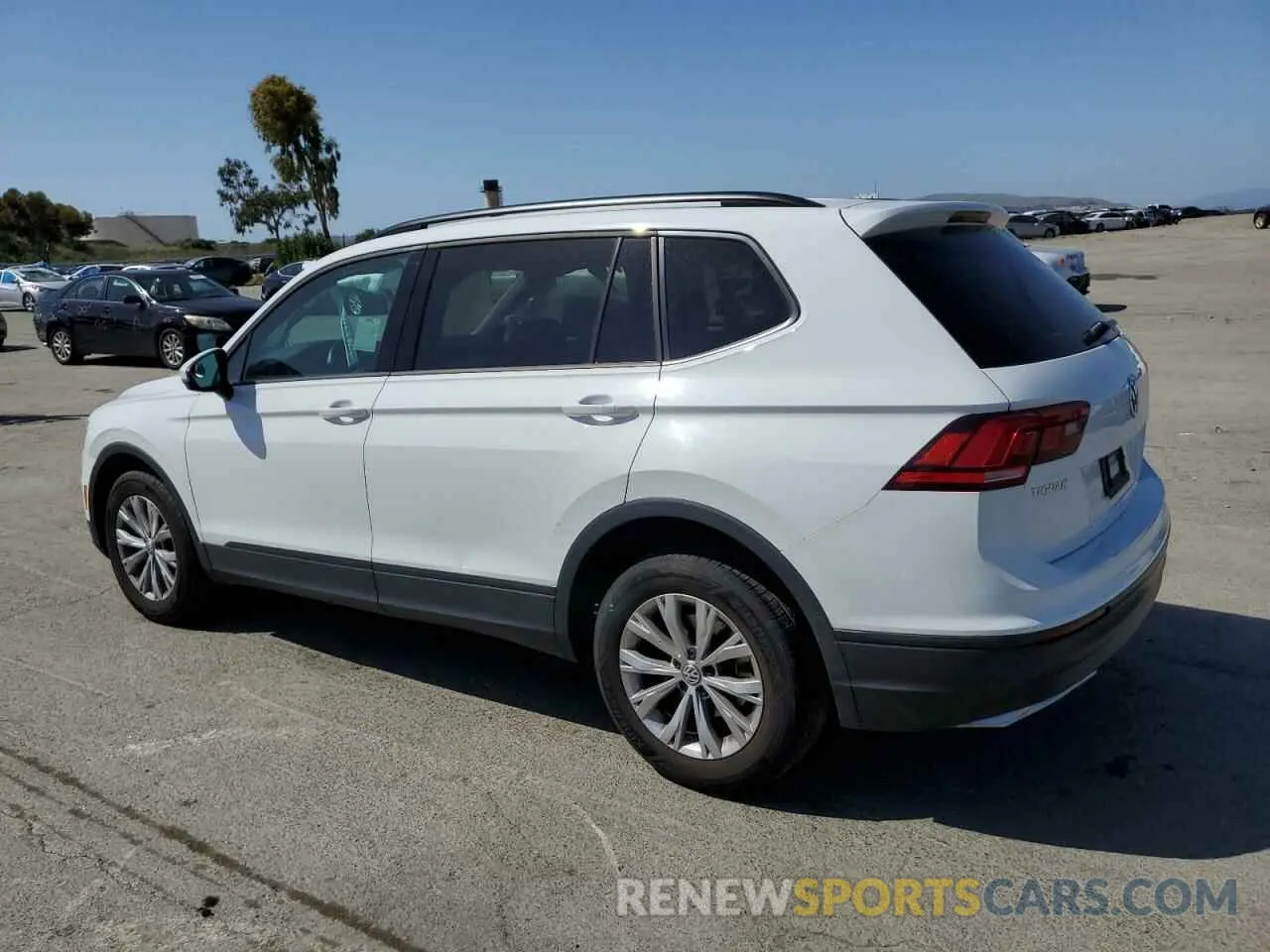 2 Photograph of a damaged car 3VV0B7AX0KM200859 VOLKSWAGEN TIGUAN 2019