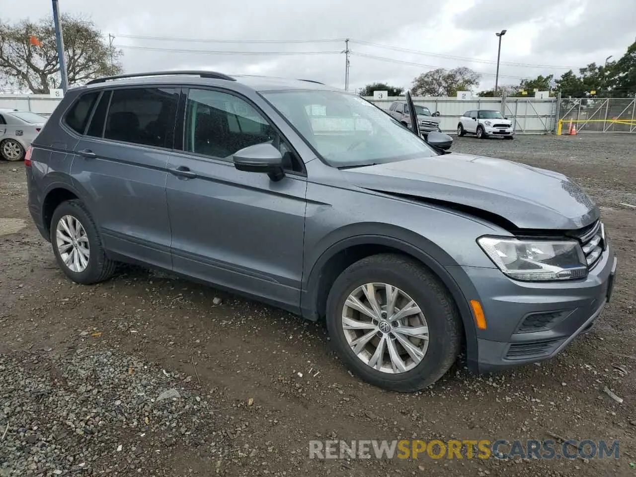 4 Photograph of a damaged car 3VV0B7AX1KM041494 VOLKSWAGEN TIGUAN 2019