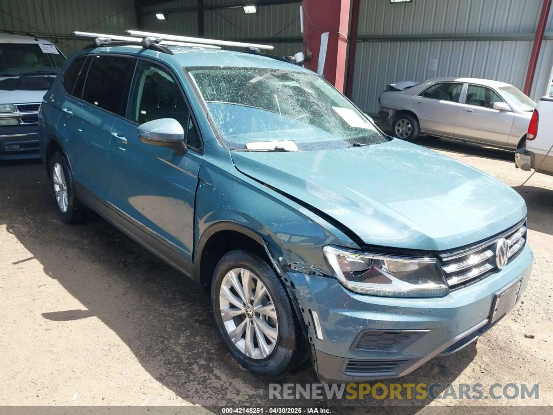 1 Photograph of a damaged car 3VV0B7AX2KM118969 VOLKSWAGEN TIGUAN 2019