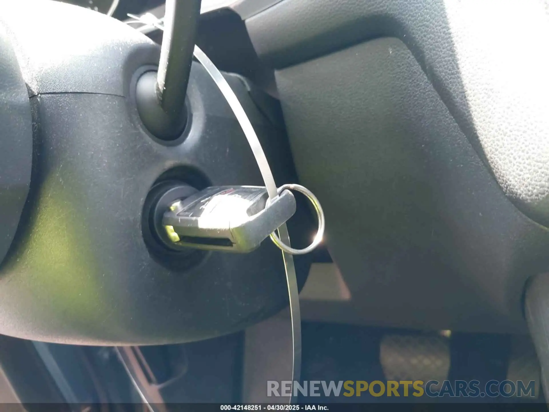 11 Photograph of a damaged car 3VV0B7AX2KM118969 VOLKSWAGEN TIGUAN 2019