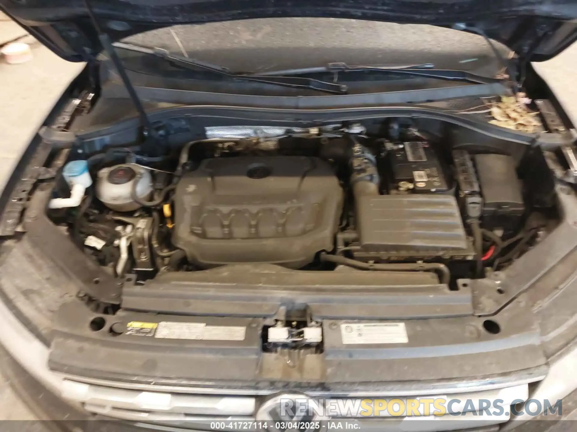10 Photograph of a damaged car 3VV0B7AX3KM182311 VOLKSWAGEN TIGUAN 2019