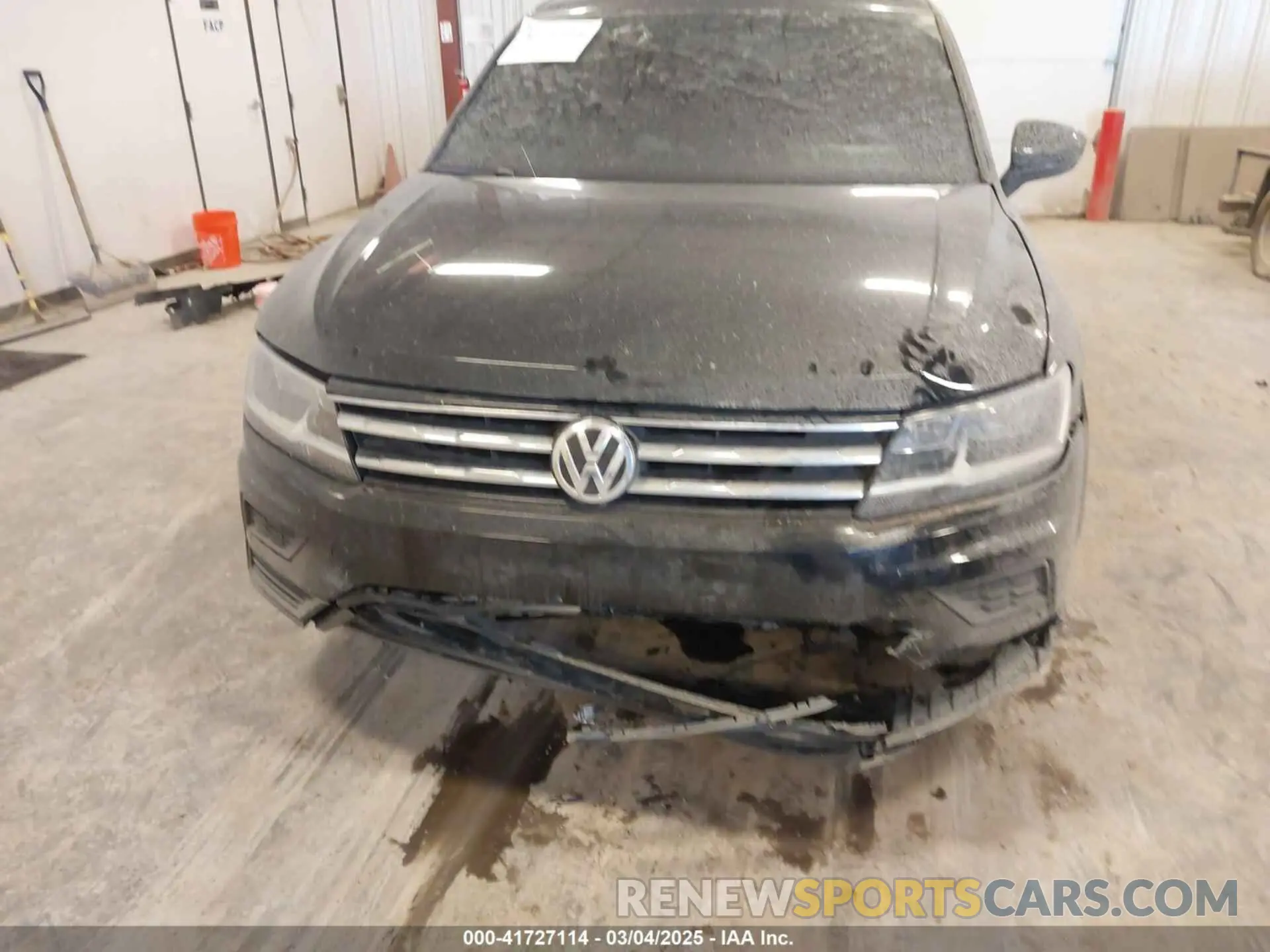 6 Photograph of a damaged car 3VV0B7AX3KM182311 VOLKSWAGEN TIGUAN 2019