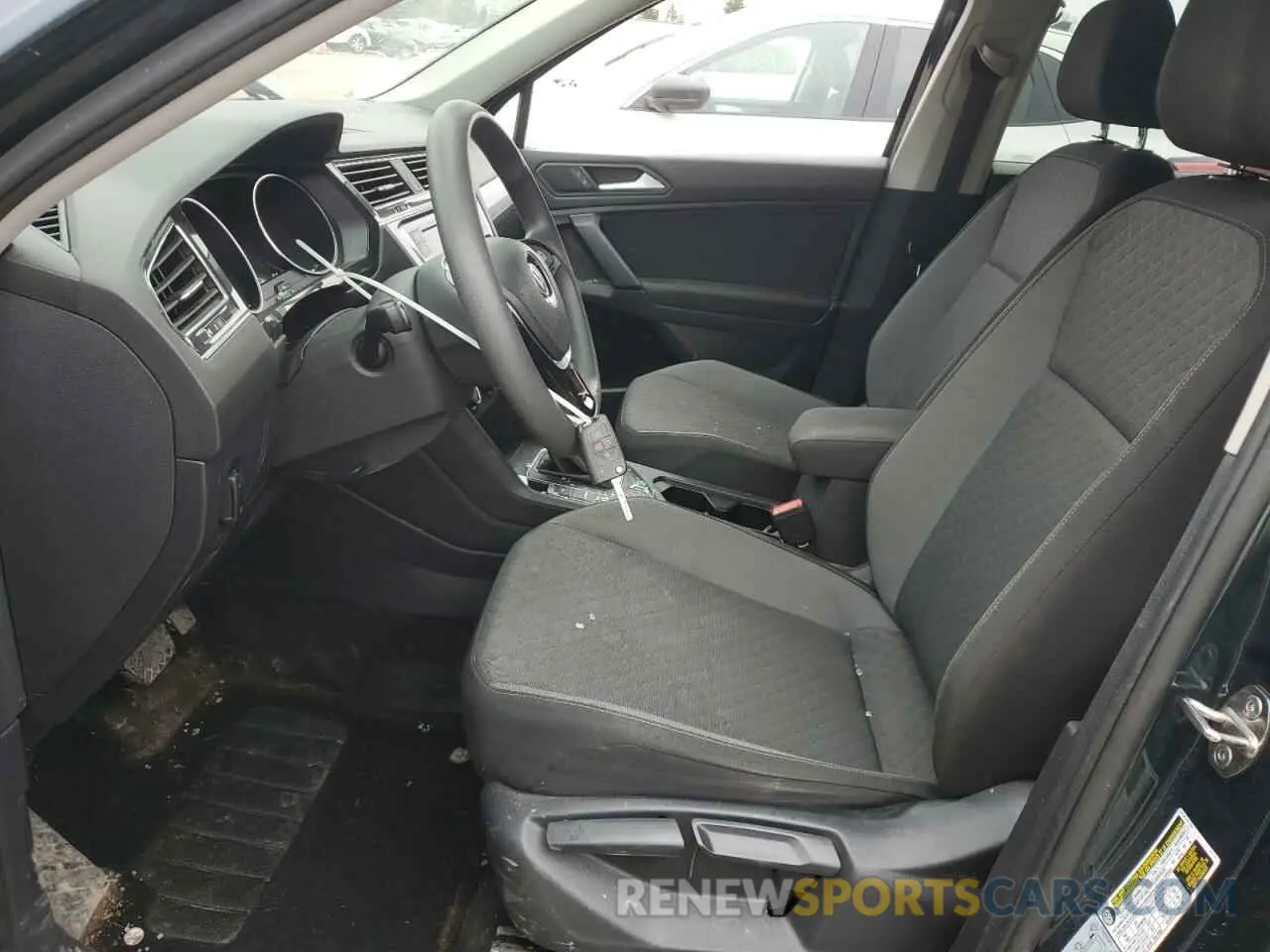 7 Photograph of a damaged car 3VV0B7AX5KM162349 VOLKSWAGEN TIGUAN 2019