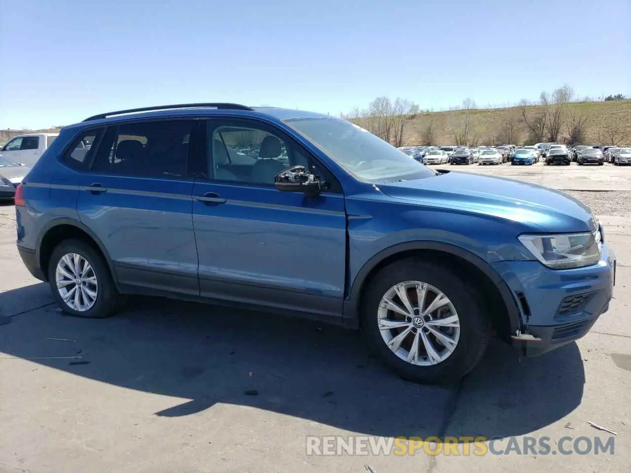 4 Photograph of a damaged car 3VV0B7AX7KM010234 VOLKSWAGEN TIGUAN 2019