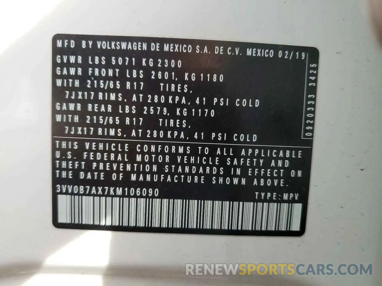 13 Photograph of a damaged car 3VV0B7AX7KM106090 VOLKSWAGEN TIGUAN 2019