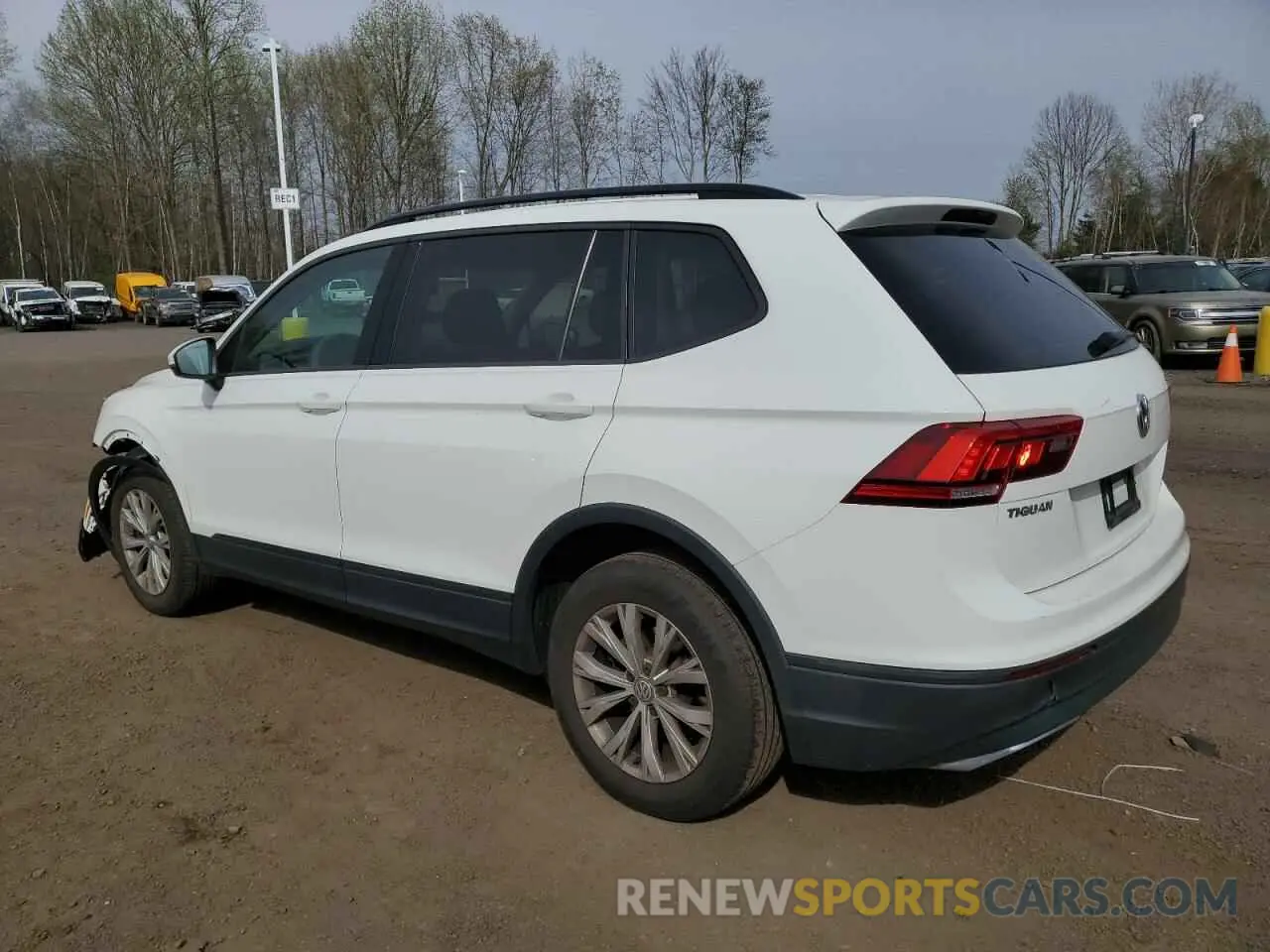 2 Photograph of a damaged car 3VV0B7AX7KM106090 VOLKSWAGEN TIGUAN 2019