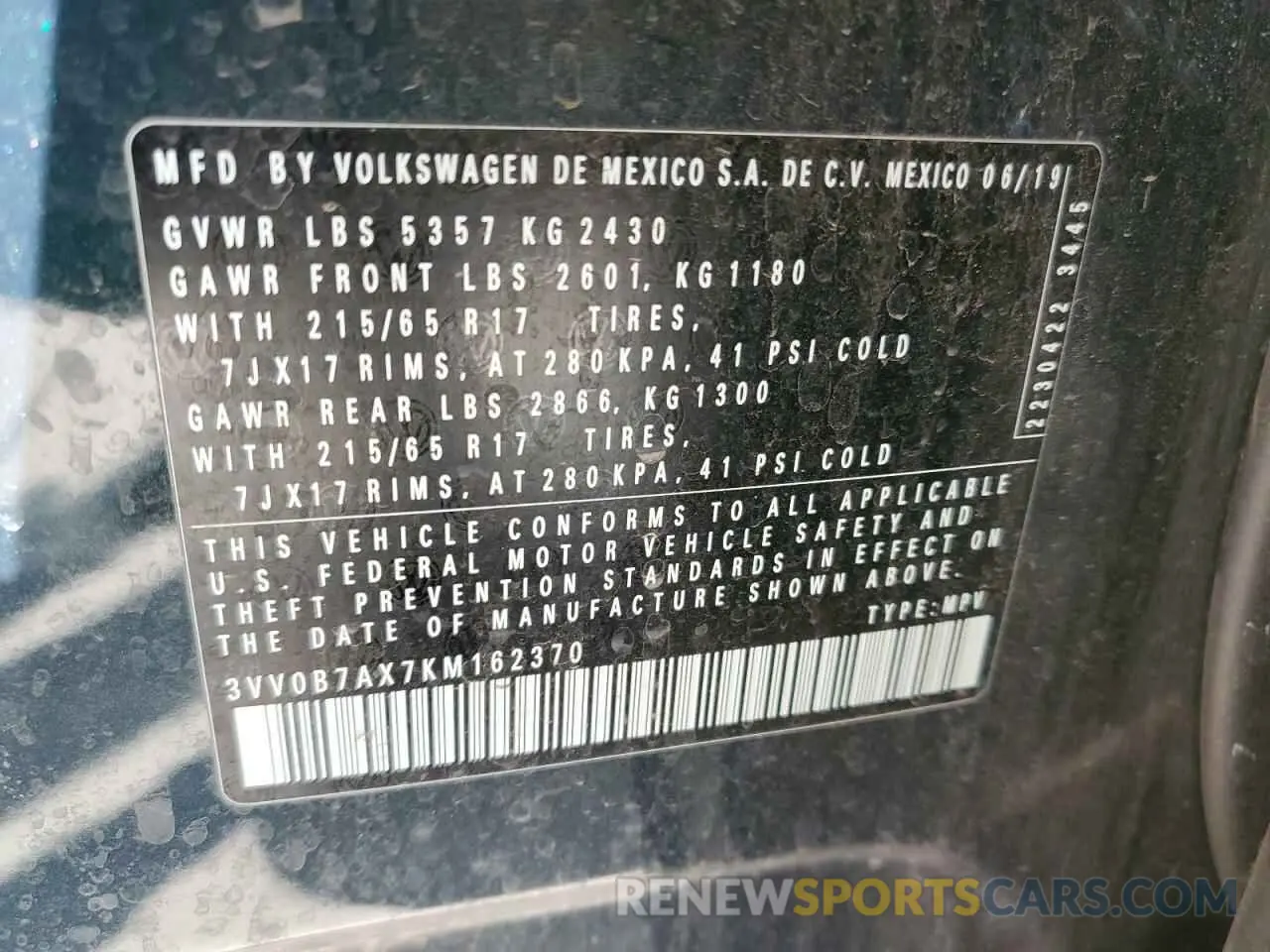 12 Photograph of a damaged car 3VV0B7AX7KM162370 VOLKSWAGEN TIGUAN 2019