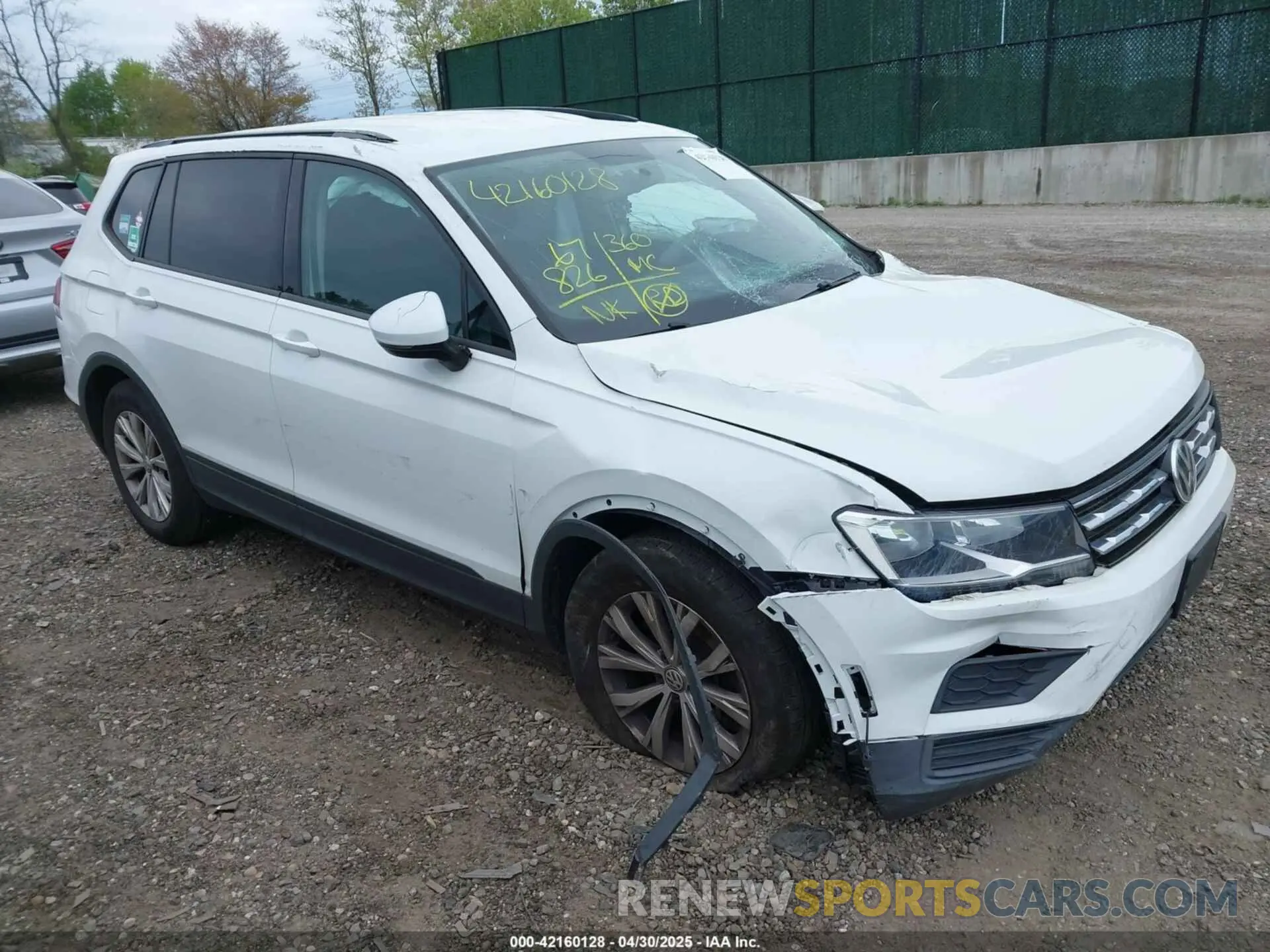 1 Photograph of a damaged car 3VV0B7AX9KM055305 VOLKSWAGEN TIGUAN 2019