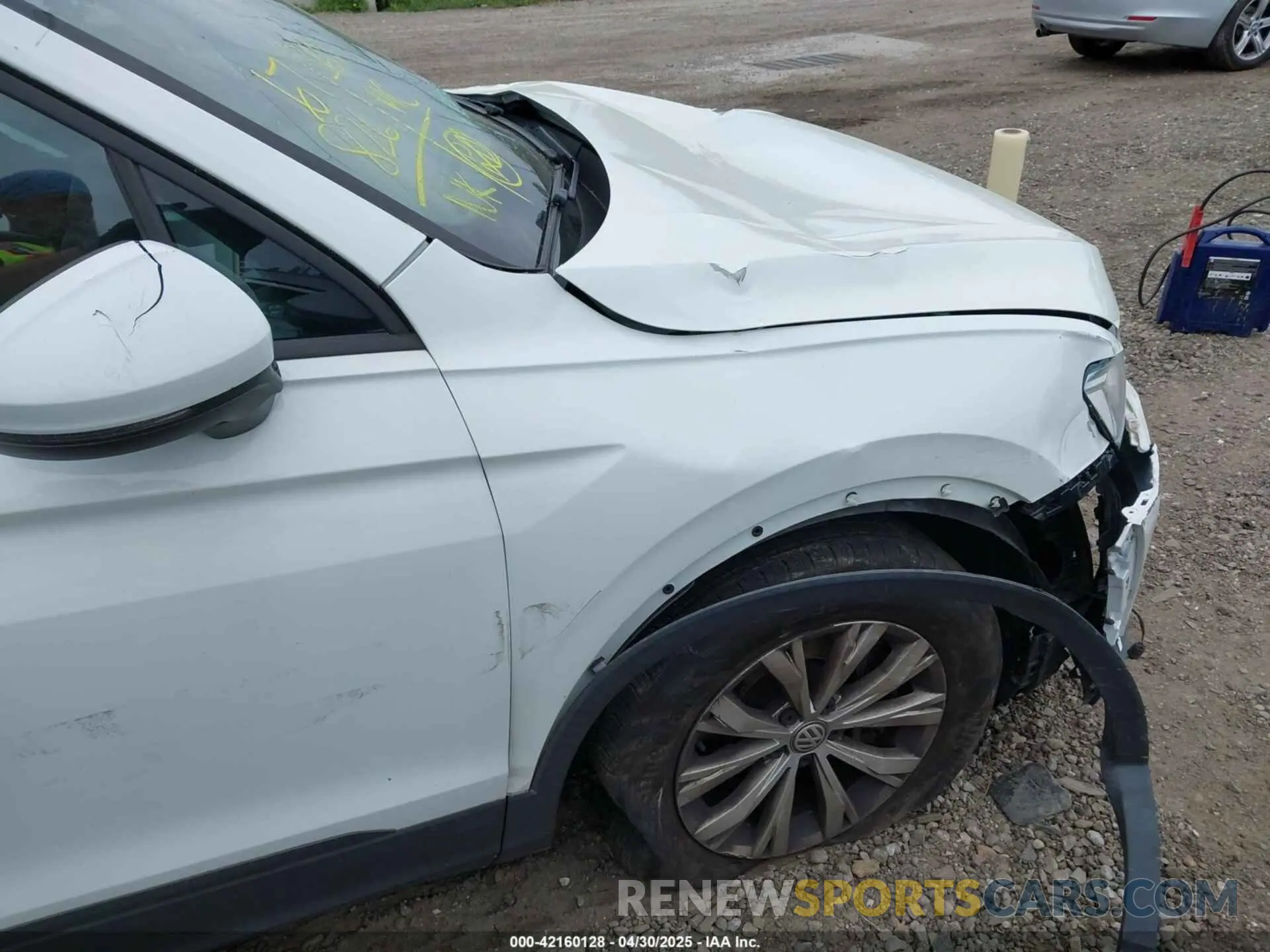 20 Photograph of a damaged car 3VV0B7AX9KM055305 VOLKSWAGEN TIGUAN 2019