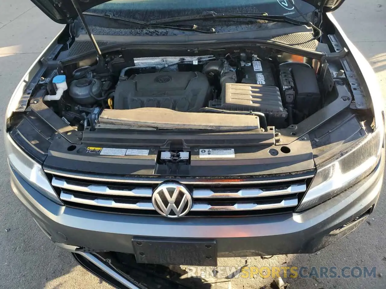 12 Photograph of a damaged car 3VV0B7AX9KM056521 VOLKSWAGEN TIGUAN 2019