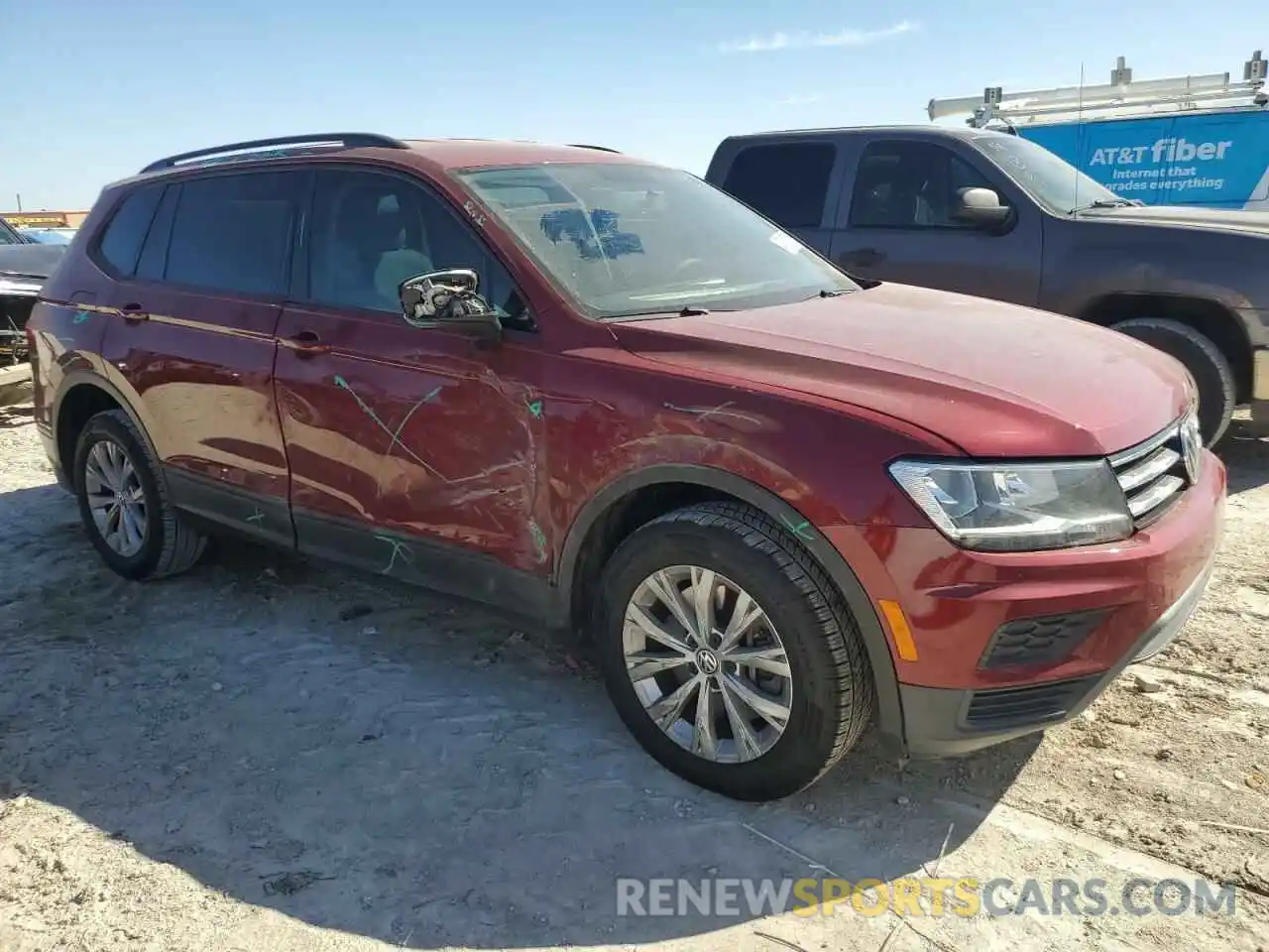 4 Photograph of a damaged car 3VV0B7AX9KM077143 VOLKSWAGEN TIGUAN 2019