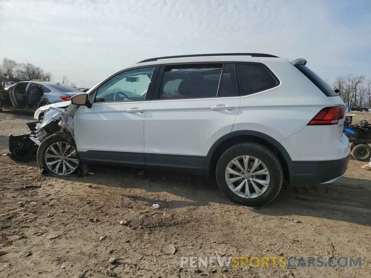 2 Photograph of a damaged car 3VV0B7AXXKM195797 VOLKSWAGEN TIGUAN 2019