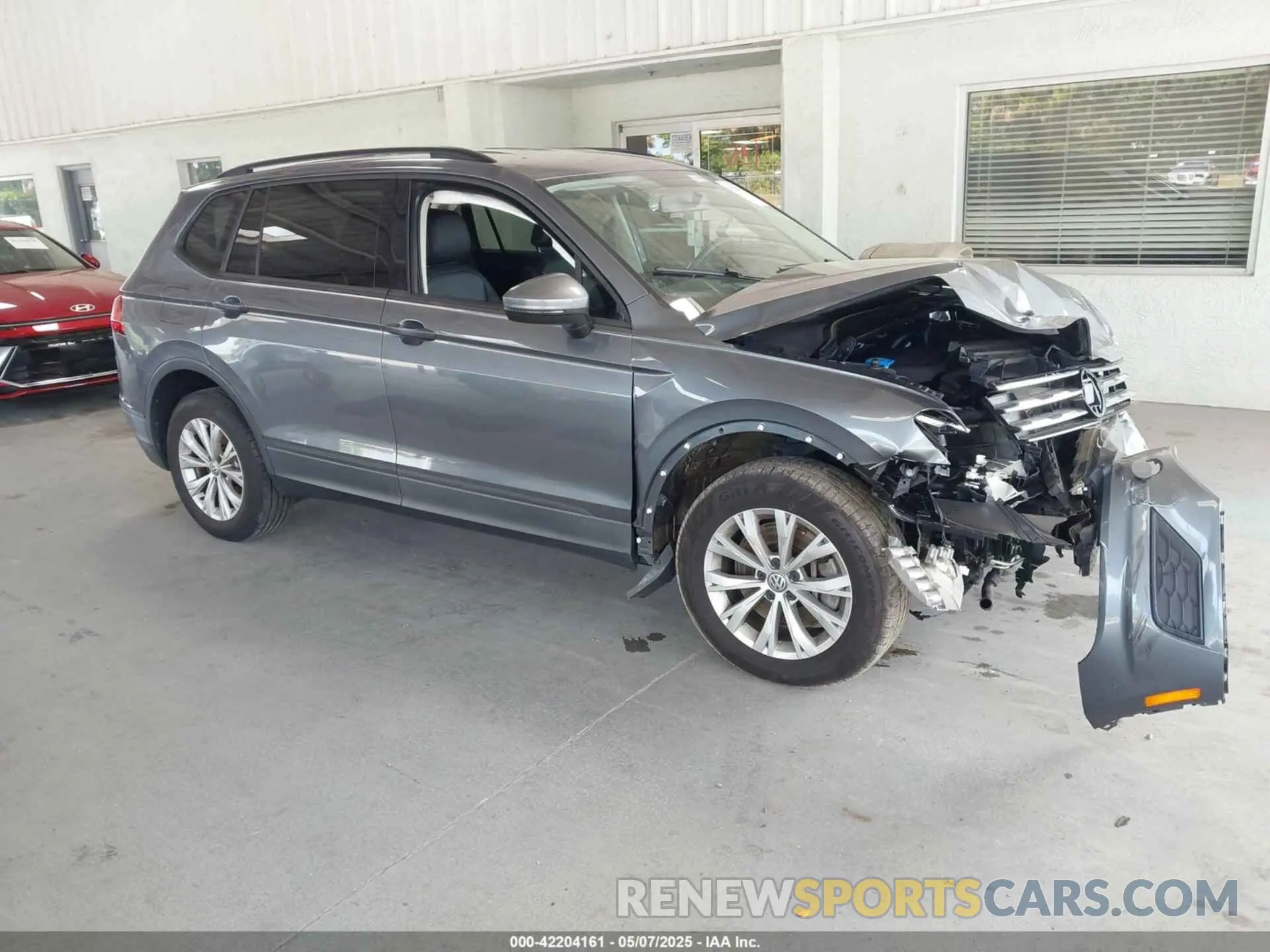 1 Photograph of a damaged car 3VV1B7AX1KM064598 VOLKSWAGEN TIGUAN 2019