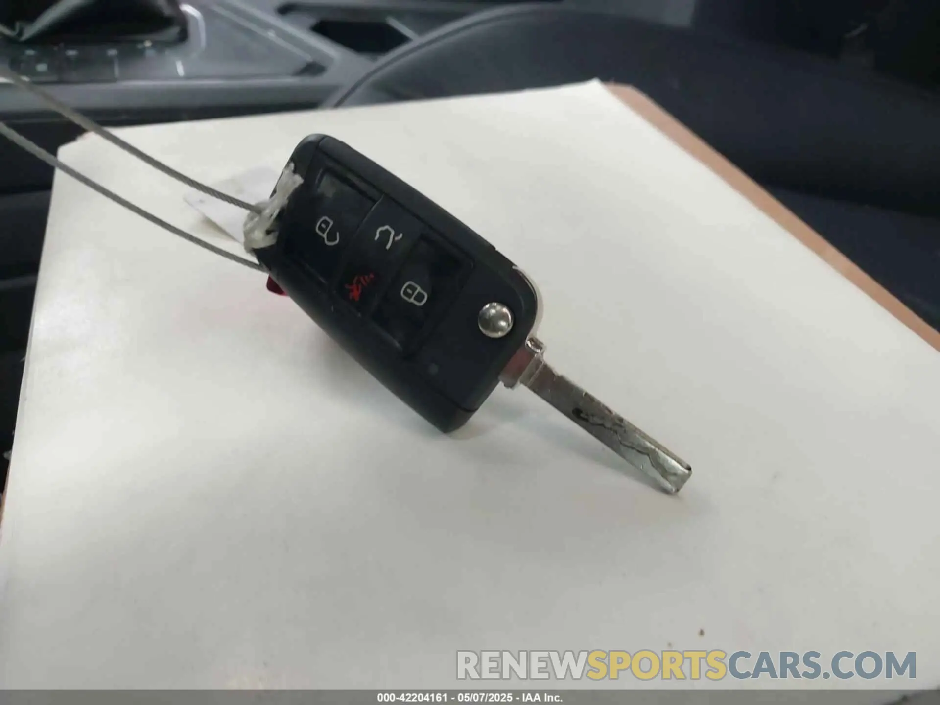 11 Photograph of a damaged car 3VV1B7AX1KM064598 VOLKSWAGEN TIGUAN 2019