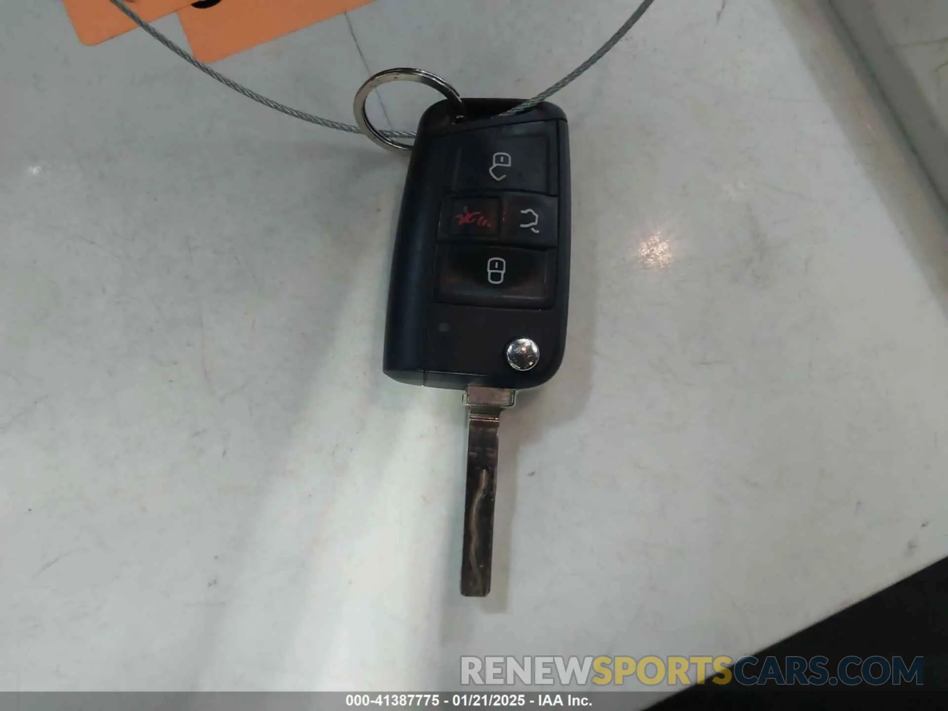 11 Photograph of a damaged car 3VV1B7AX1KM073074 VOLKSWAGEN TIGUAN 2019