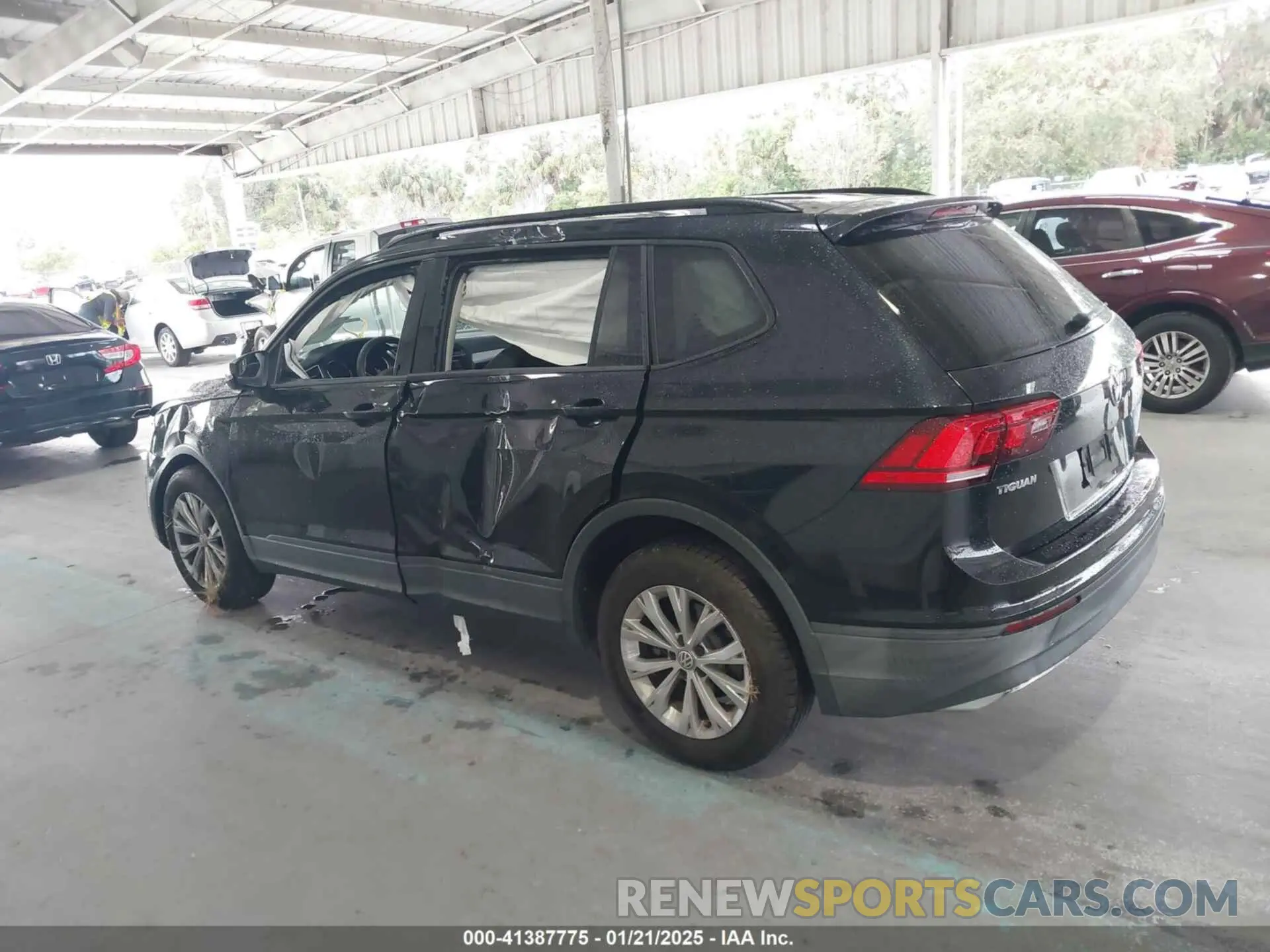 14 Photograph of a damaged car 3VV1B7AX1KM073074 VOLKSWAGEN TIGUAN 2019