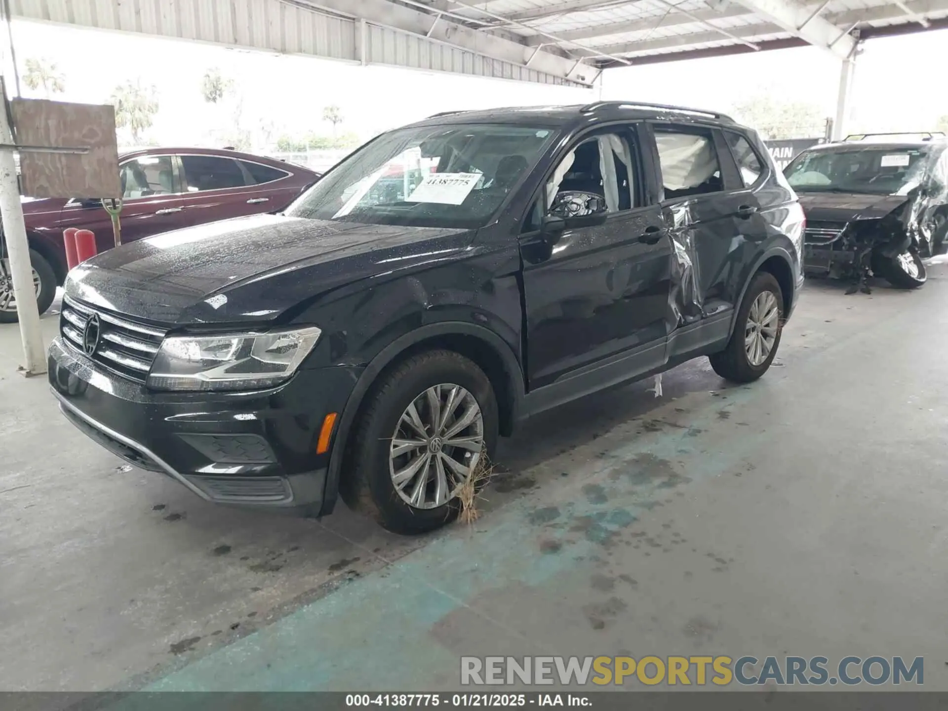 2 Photograph of a damaged car 3VV1B7AX1KM073074 VOLKSWAGEN TIGUAN 2019