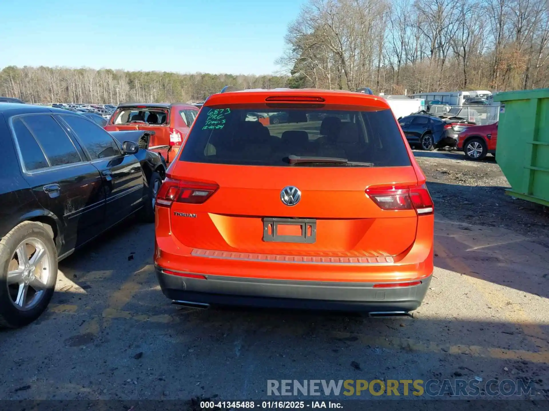 16 Photograph of a damaged car 3VV1B7AX1KM077044 VOLKSWAGEN TIGUAN 2019