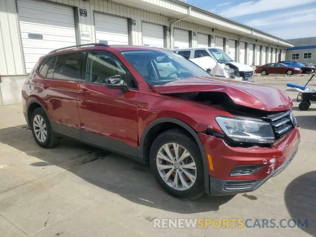 4 Photograph of a damaged car 3VV1B7AX1KM084026 VOLKSWAGEN TIGUAN 2019