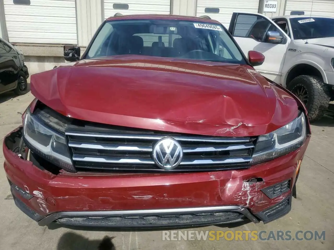 5 Photograph of a damaged car 3VV1B7AX1KM084026 VOLKSWAGEN TIGUAN 2019