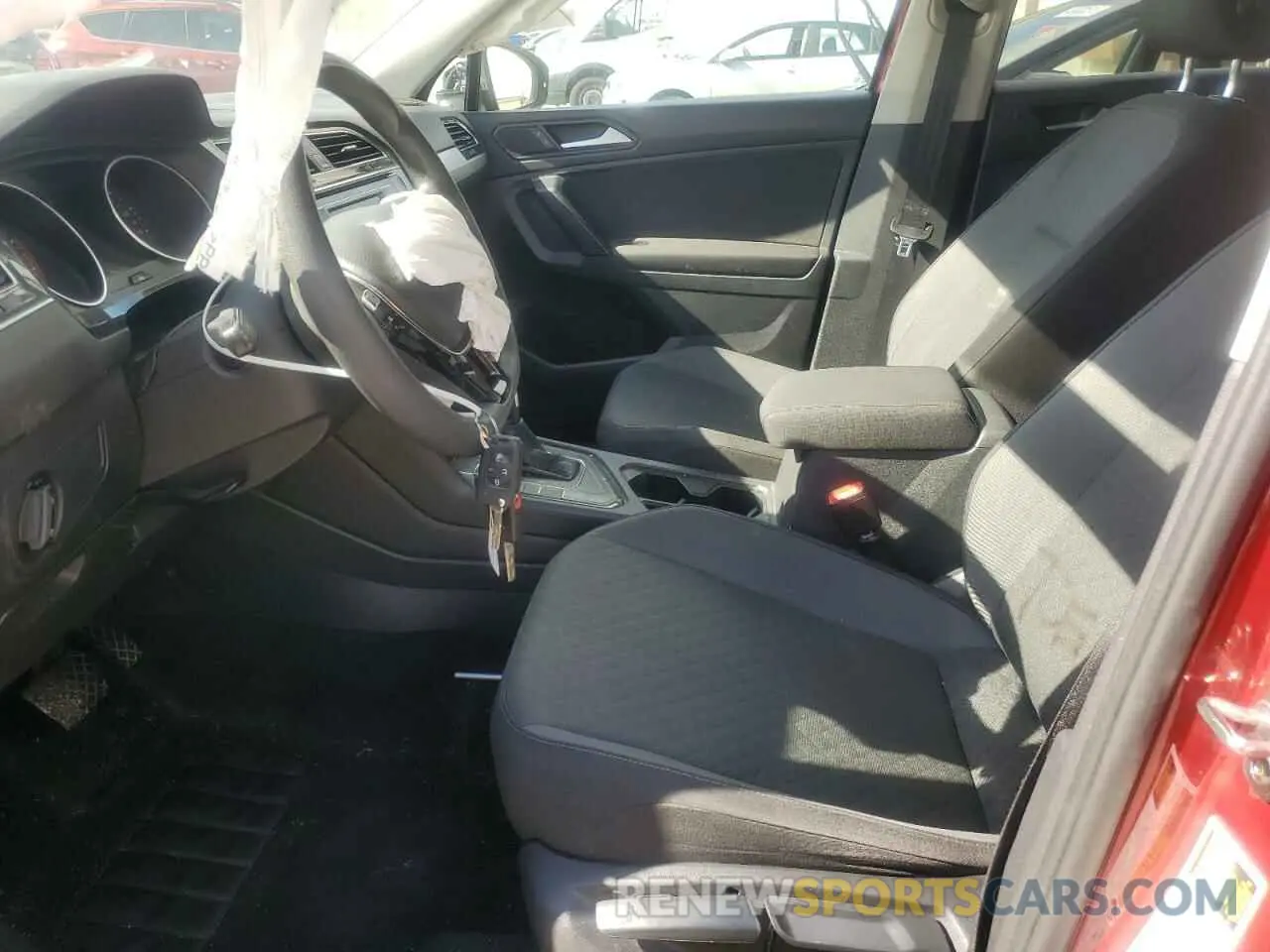 7 Photograph of a damaged car 3VV1B7AX1KM084026 VOLKSWAGEN TIGUAN 2019