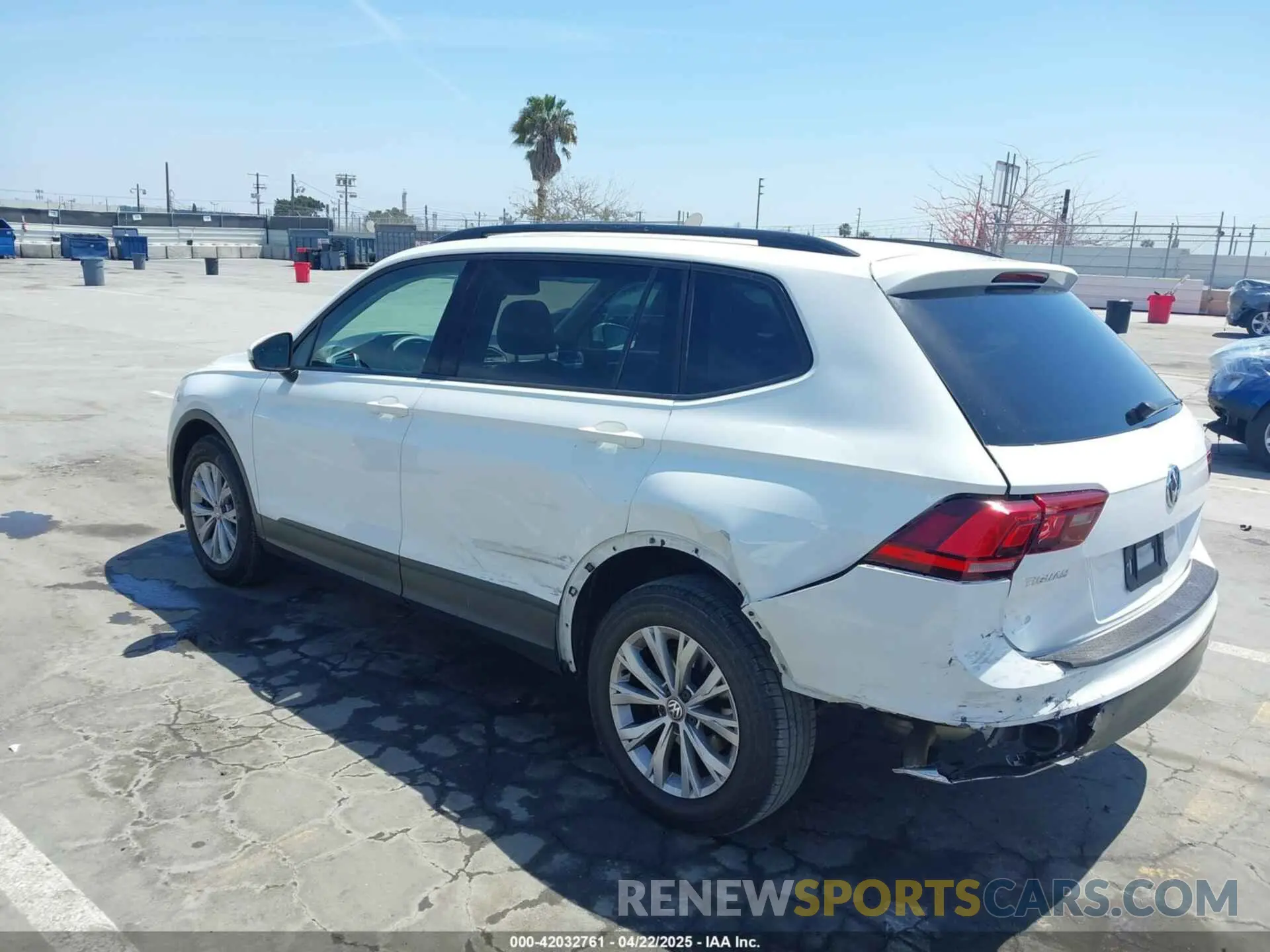 3 Photograph of a damaged car 3VV1B7AX1KM101407 VOLKSWAGEN TIGUAN 2019