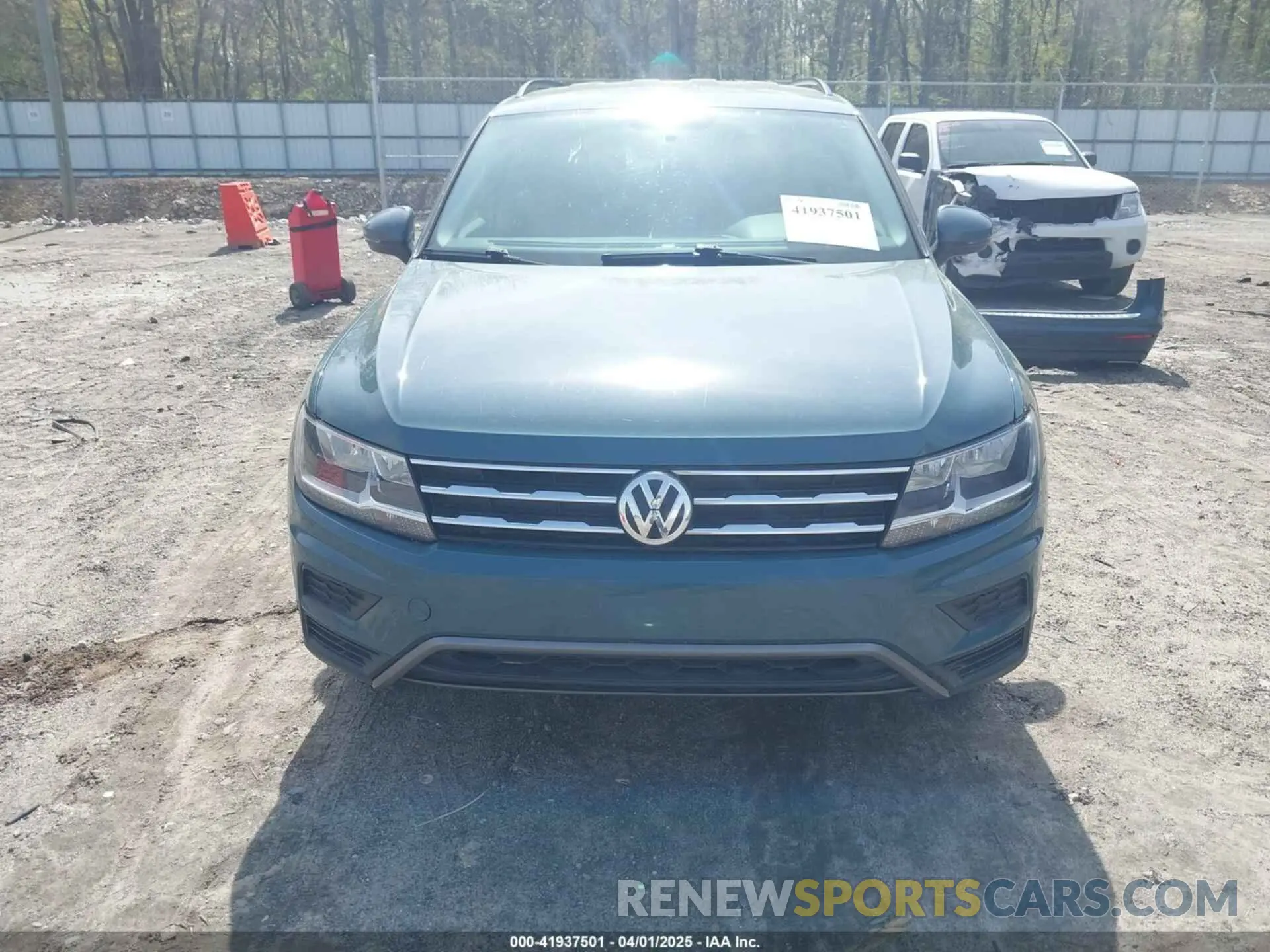 13 Photograph of a damaged car 3VV1B7AX2KM131063 VOLKSWAGEN TIGUAN 2019