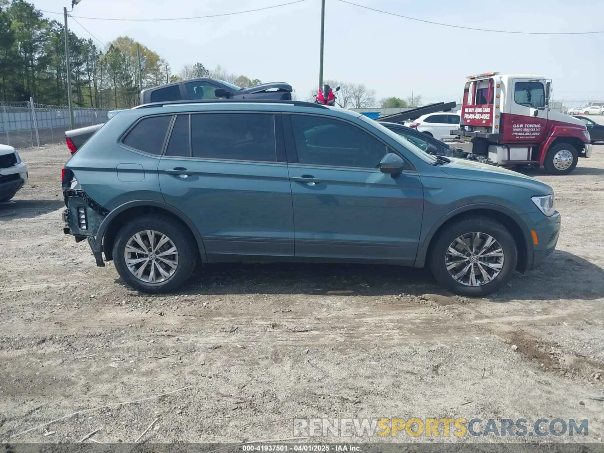 14 Photograph of a damaged car 3VV1B7AX2KM131063 VOLKSWAGEN TIGUAN 2019
