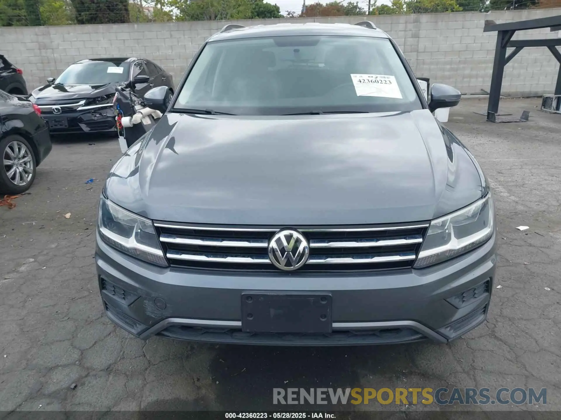 12 Photograph of a damaged car 3VV1B7AX3KM114739 VOLKSWAGEN TIGUAN 2019