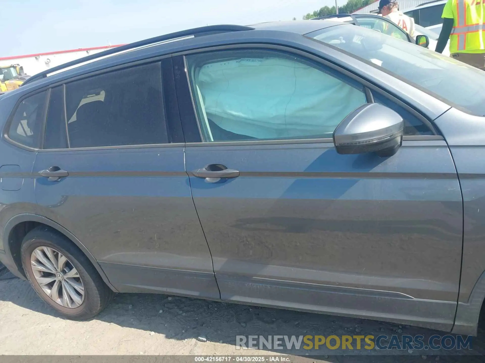 13 Photograph of a damaged car 3VV1B7AX4KM085980 VOLKSWAGEN TIGUAN 2019
