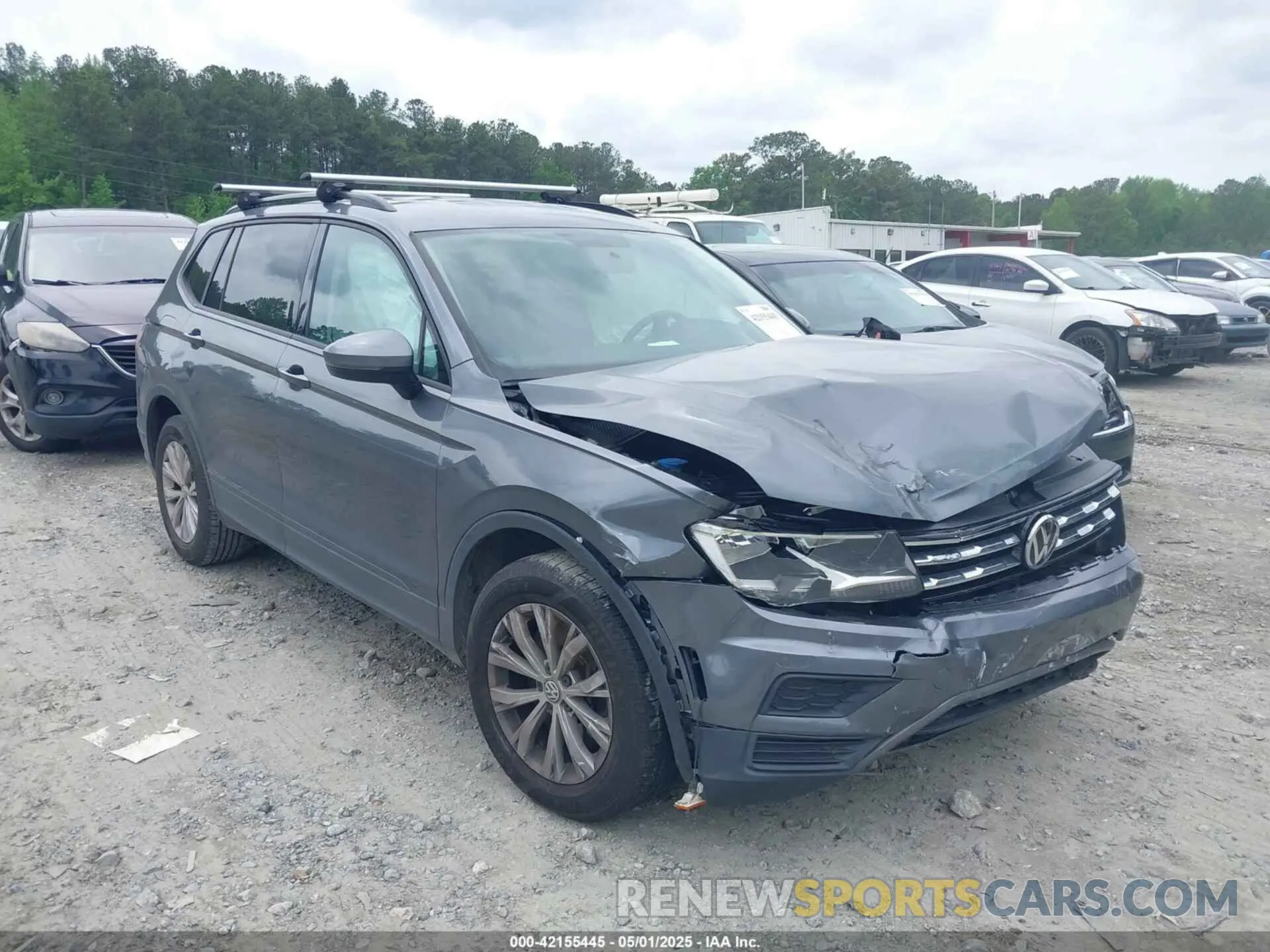 1 Photograph of a damaged car 3VV1B7AX4KM133705 VOLKSWAGEN TIGUAN 2019