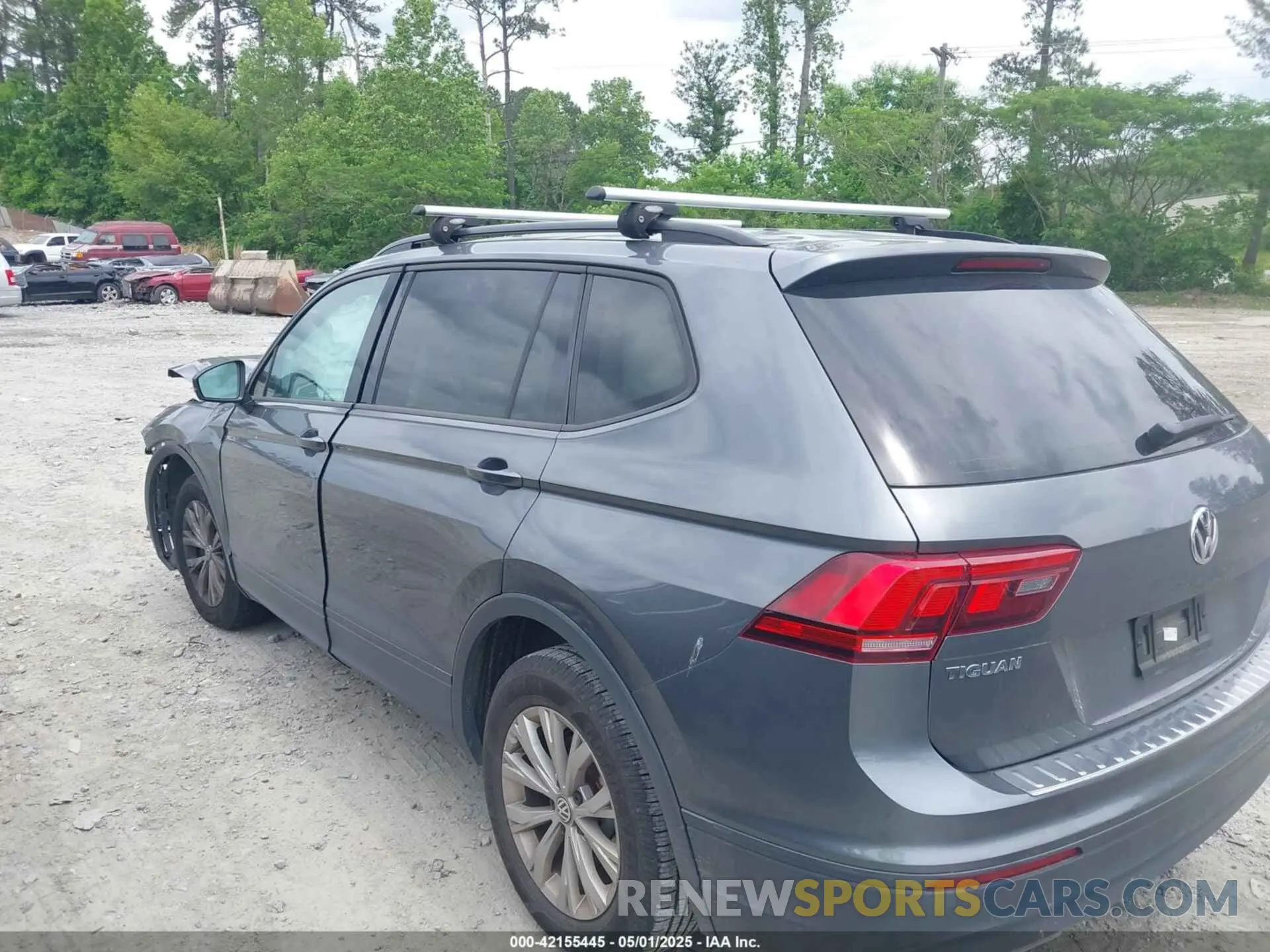 14 Photograph of a damaged car 3VV1B7AX4KM133705 VOLKSWAGEN TIGUAN 2019