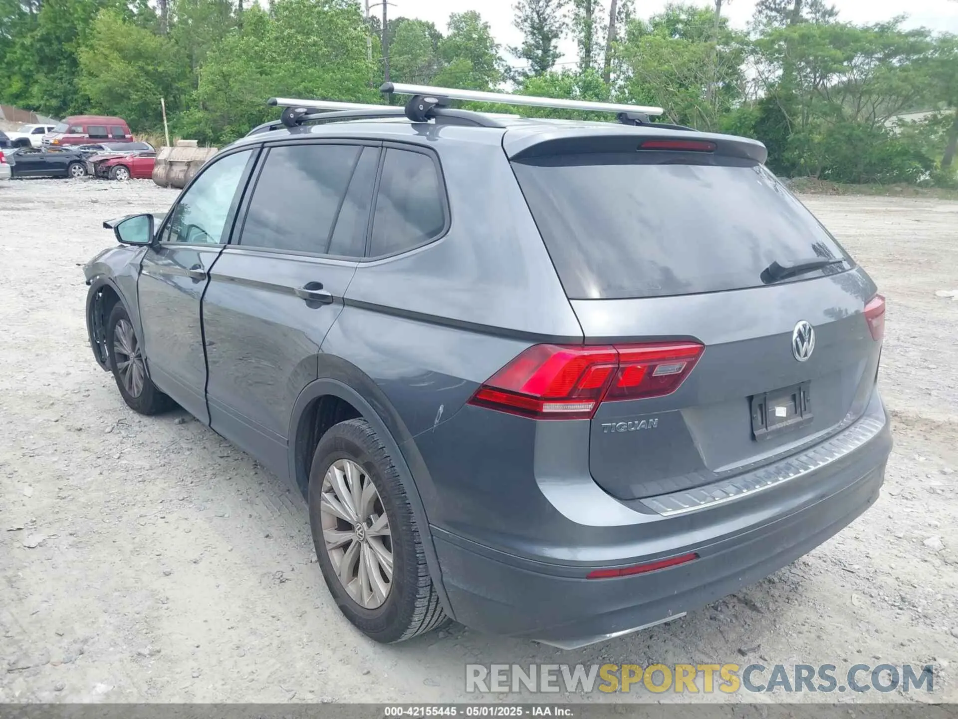 3 Photograph of a damaged car 3VV1B7AX4KM133705 VOLKSWAGEN TIGUAN 2019