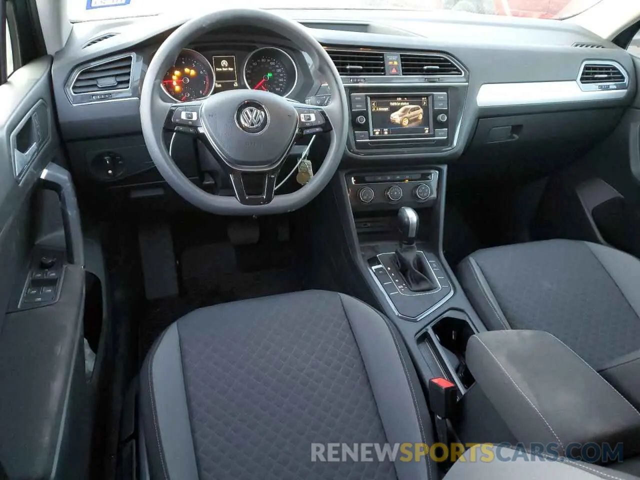8 Photograph of a damaged car 3VV1B7AX4KM198859 VOLKSWAGEN TIGUAN 2019