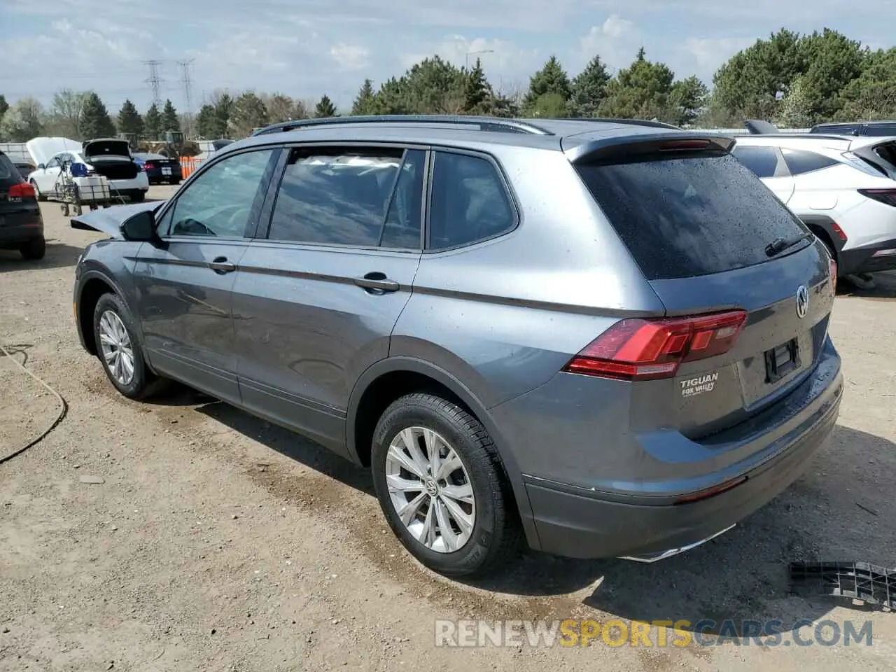 2 Photograph of a damaged car 3VV1B7AX5KM163781 VOLKSWAGEN TIGUAN 2019