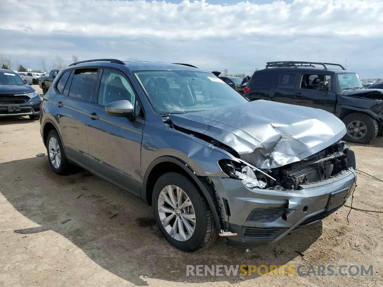 4 Photograph of a damaged car 3VV1B7AX5KM163781 VOLKSWAGEN TIGUAN 2019