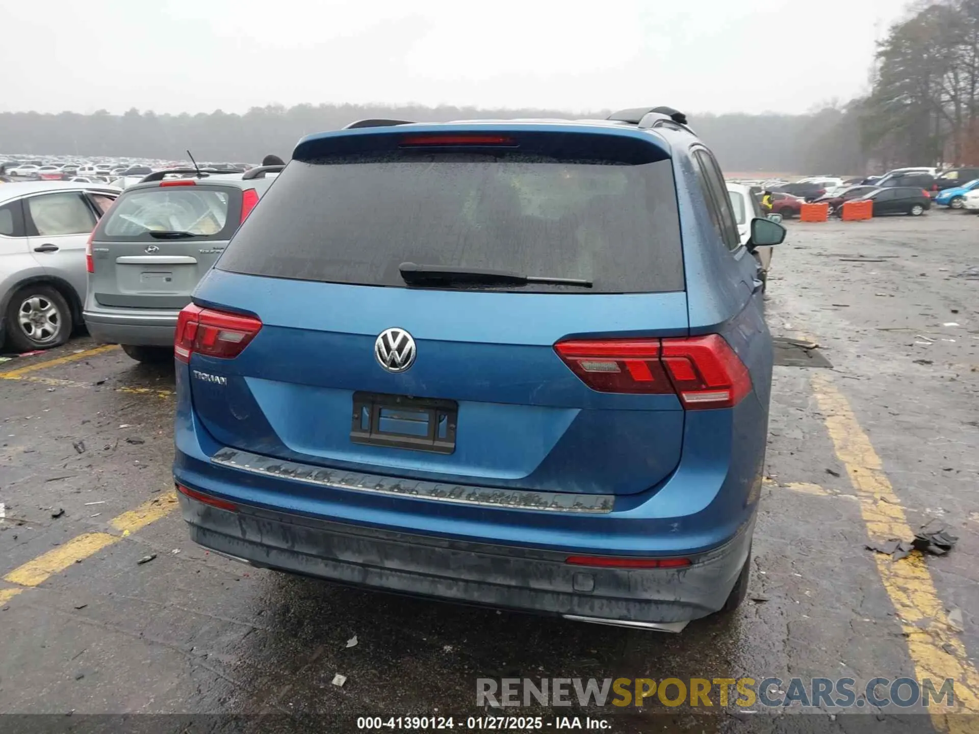 16 Photograph of a damaged car 3VV1B7AX6KM075919 VOLKSWAGEN TIGUAN 2019