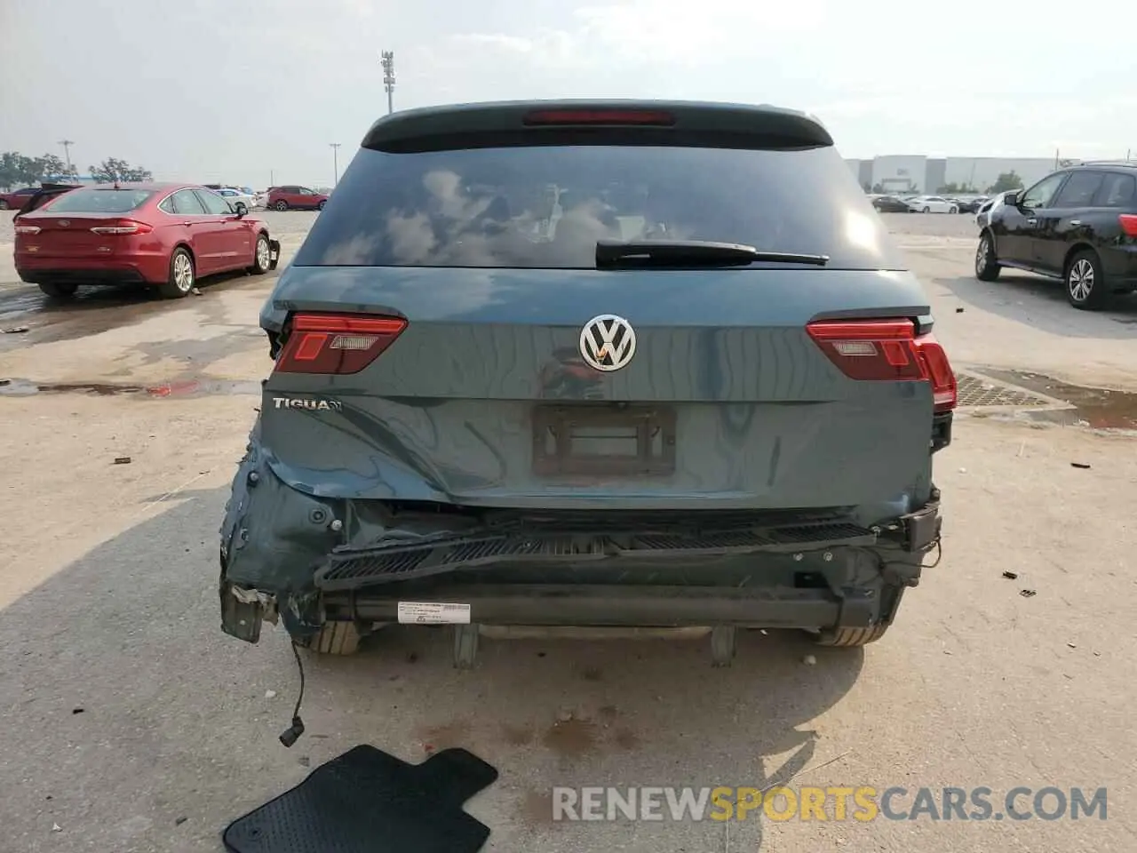 6 Photograph of a damaged car 3VV1B7AX6KM146889 VOLKSWAGEN TIGUAN 2019