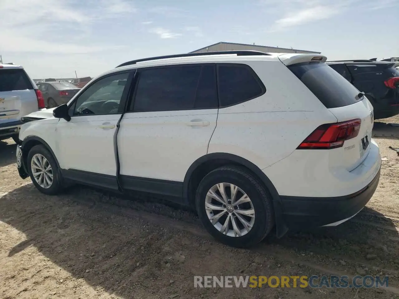 2 Photograph of a damaged car 3VV1B7AX7KM188679 VOLKSWAGEN TIGUAN 2019