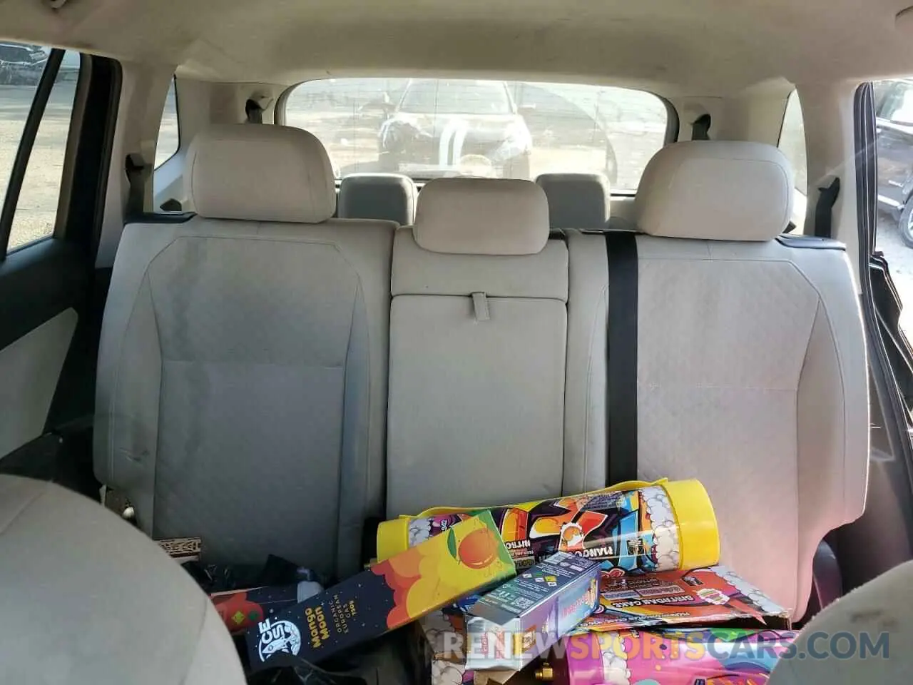 10 Photograph of a damaged car 3VV1B7AX9KM055163 VOLKSWAGEN TIGUAN 2019