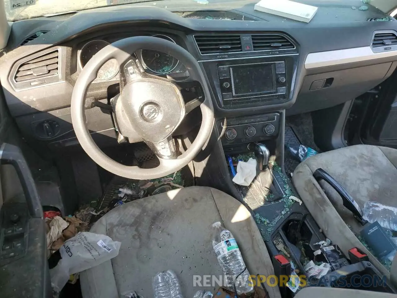 8 Photograph of a damaged car 3VV1B7AX9KM055163 VOLKSWAGEN TIGUAN 2019